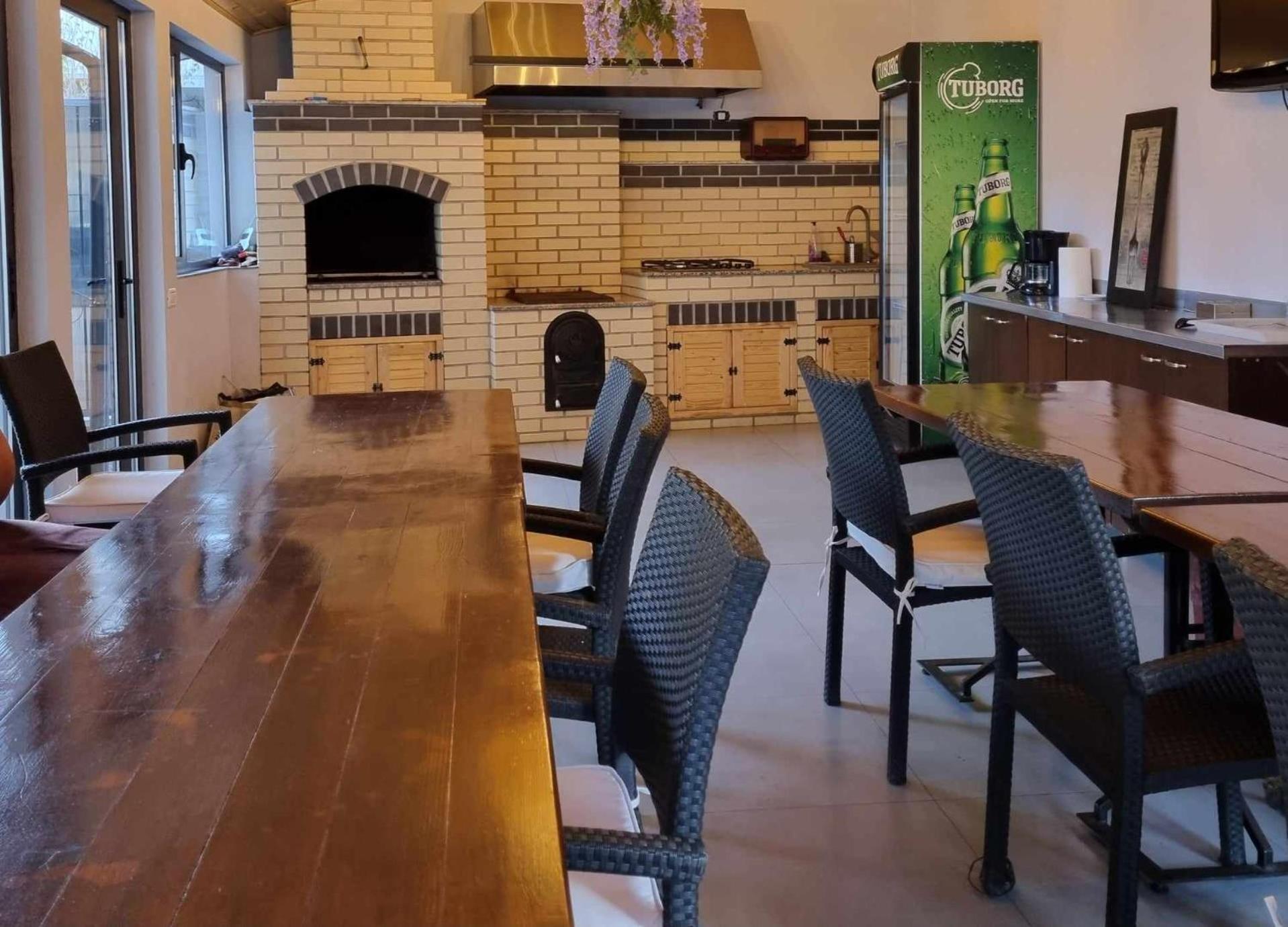 Pensiunea Public House Buşteni Exteriér fotografie