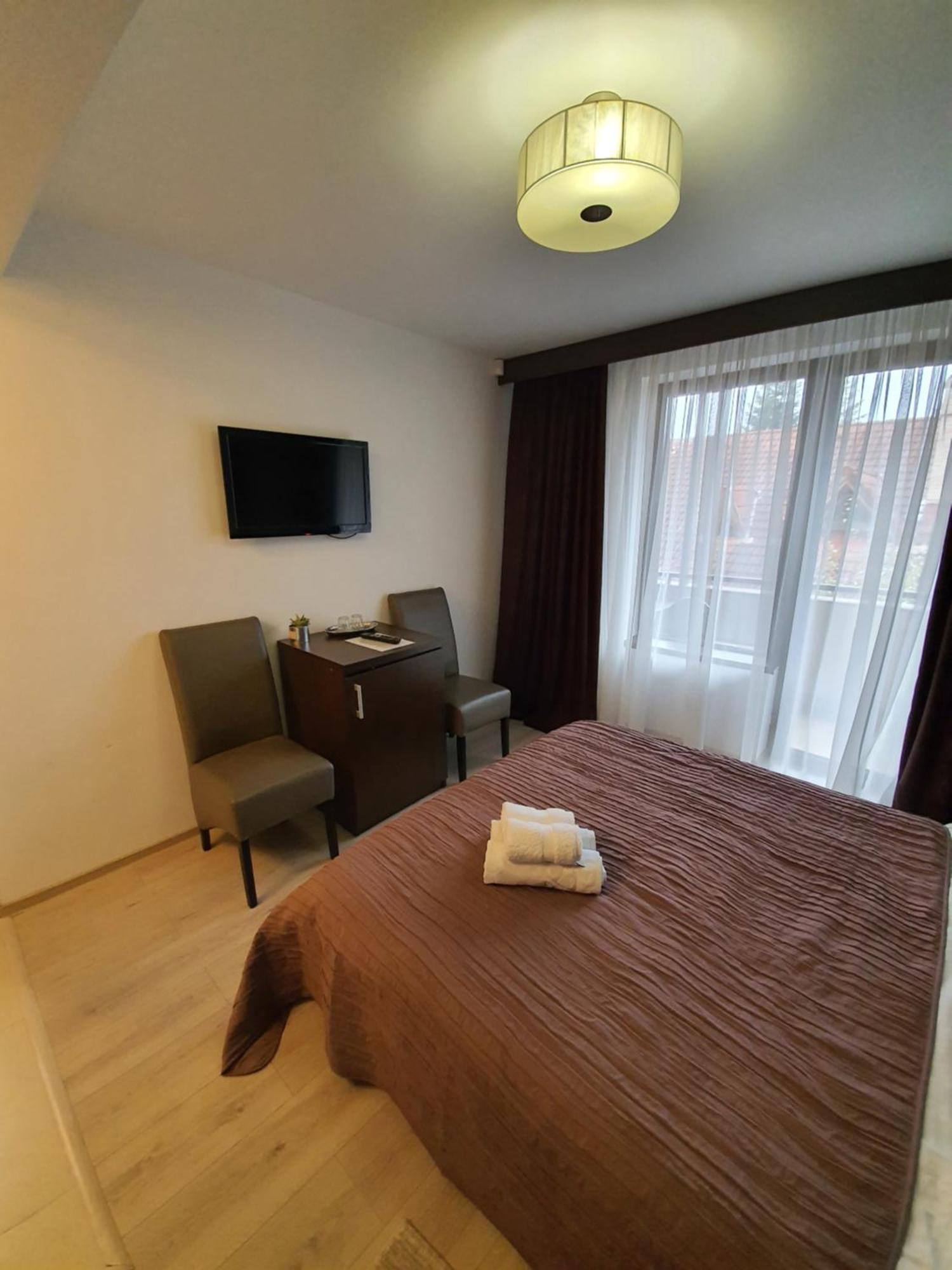 Pensiunea Public House Buşteni Pokoj fotografie